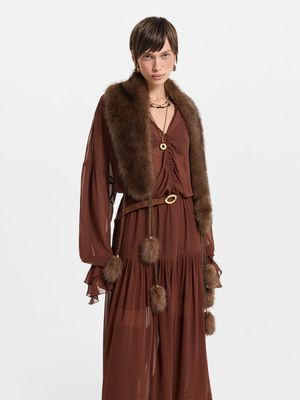 Шарф из экомеха со съемными помпонами