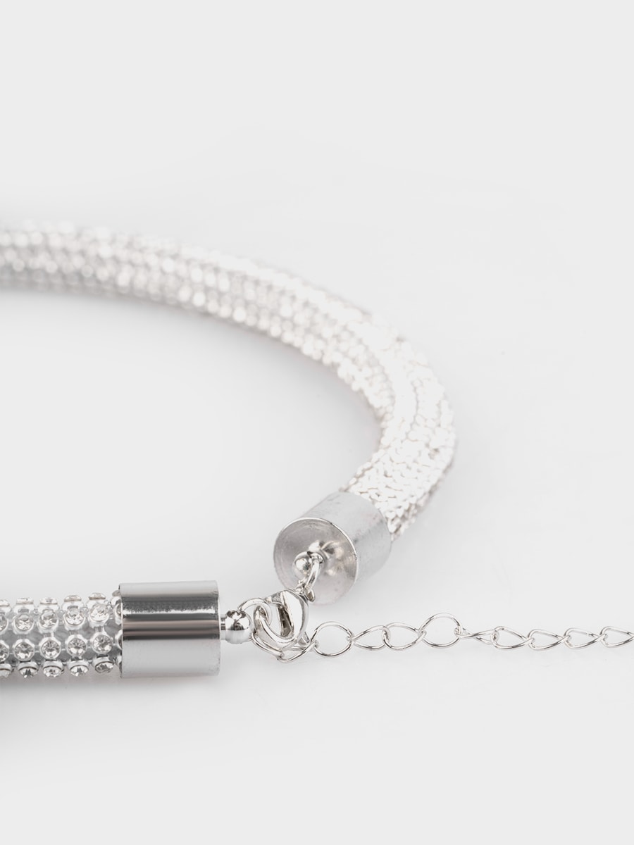 Шейное украшение