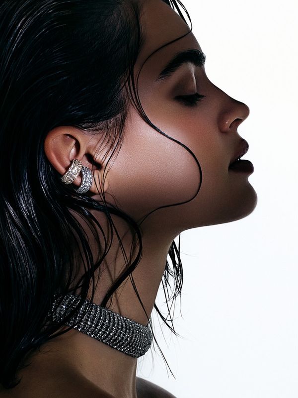 Шейное украшение