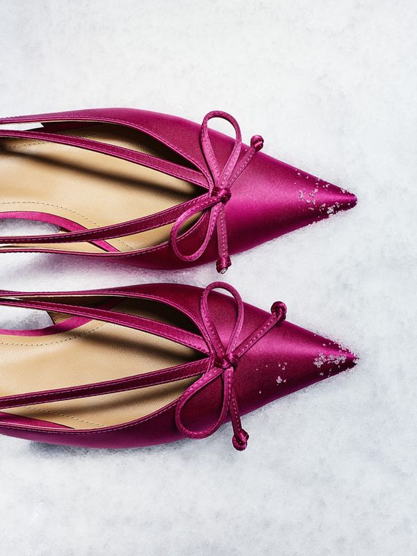 Туфли из атласа