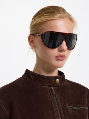 

Очки солнцезащитные с футляром женские