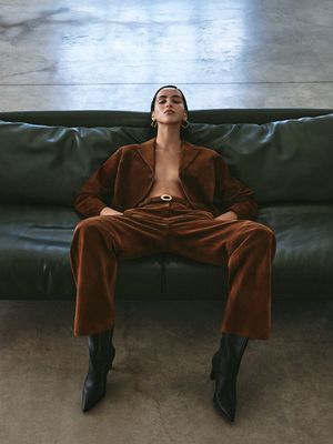 

Брюки из натуральной замши