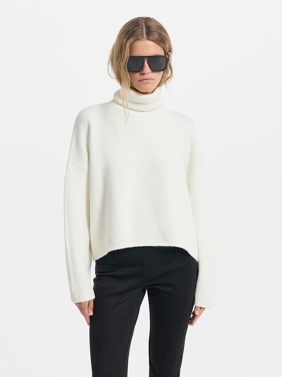 Свитер прямого кроя