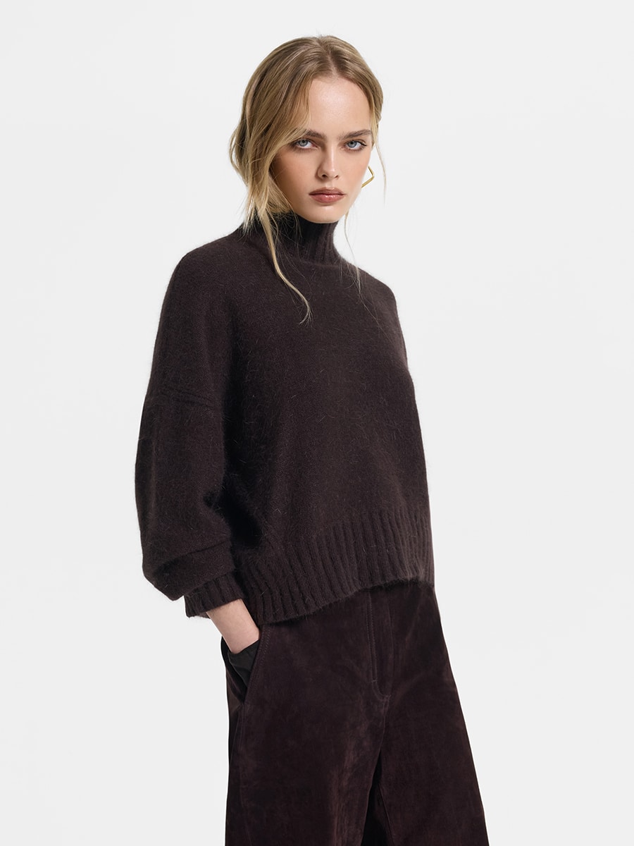 Свитер с ангорой