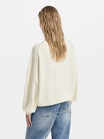 Свитер из шерсти