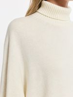 Свитер из шерсти