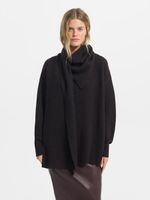 Свитер с шерстью 