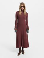 Трикотажное платье миди