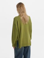 Свитер свободного кроя