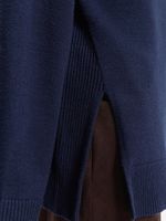 Свитер свободного кроя