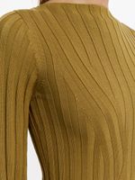 Трикотажное платье миди