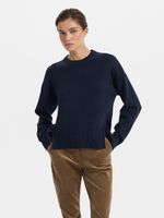 Джемпер с разрезами