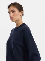 Джемпер с разрезами