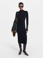 Трикотажное платье миди