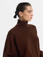 Свитер из шерсти