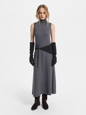 

Трикотажное платье из ангоры с шерстью енота