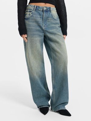 

Джинсы Relaxed fit cо средней посадкой