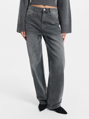 

Джинсы Relaxed fit со средней посадкой