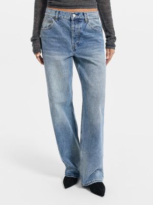 

Джинсы Relaxed fit со средней посадкой