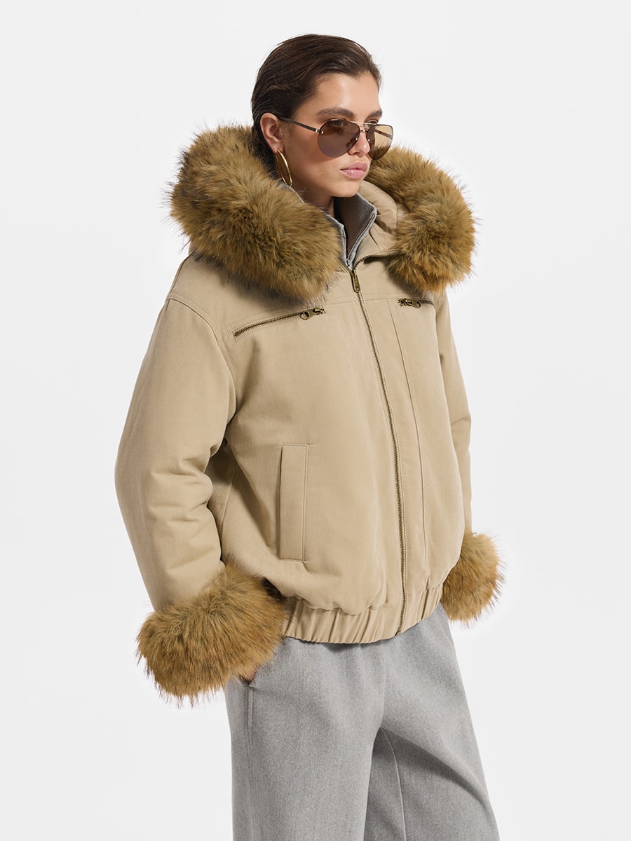 Куртка с меховой отделкой