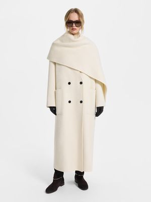 

Двубортное пальто из шерсти с шарфом