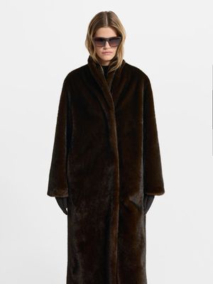 

Длинная шуба из экомеха