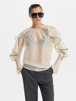 

Блузка из тенселя с воланами