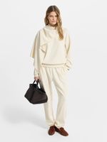 Свитшот с шарфом