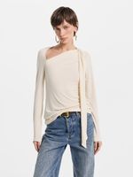 Лонгслив с асимметричным вырезом