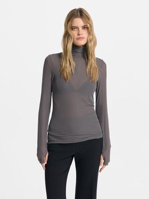 

Водолазка из полупрозрачной ткани