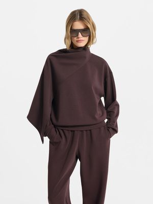 Свитшот со съемным шарфом