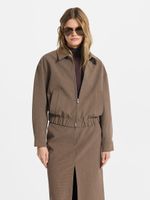 Бомбер с отложным воротником