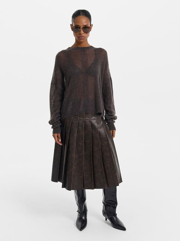 Юбка из экокожи в складку