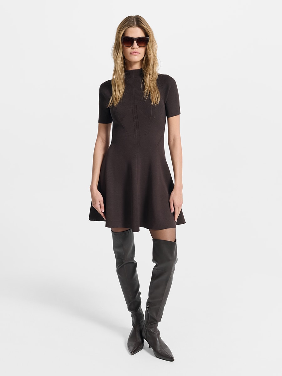 Трикотажное платье мини