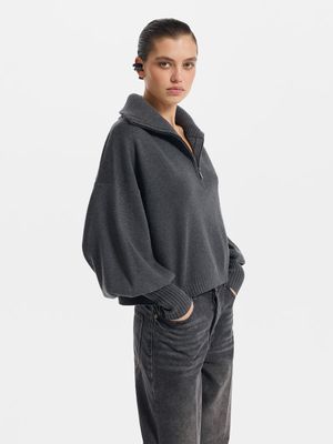 

Свитер с шерстью