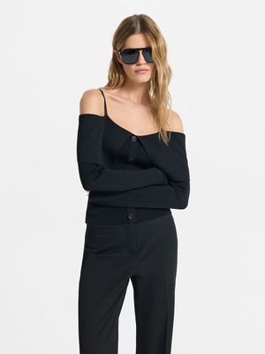 

Джемпер с открытыми плечами