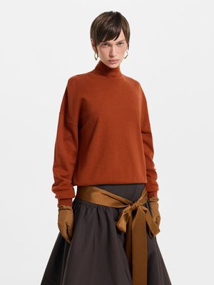 Свитер из шерсти с открытой спиной