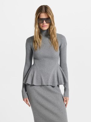 

Водолазка с баской