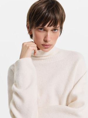 

Свитер из шерсти