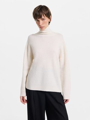 Свитер женский