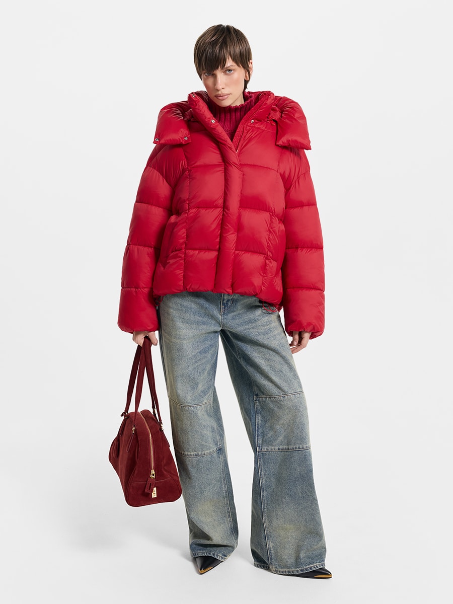 Стеганый пуховик с капюшоном