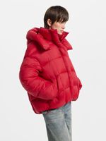 Стеганый пуховик с капюшоном