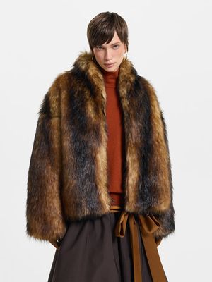 

Шуба из экомеха