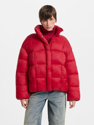 

Стеганый пуховик с капюшоном