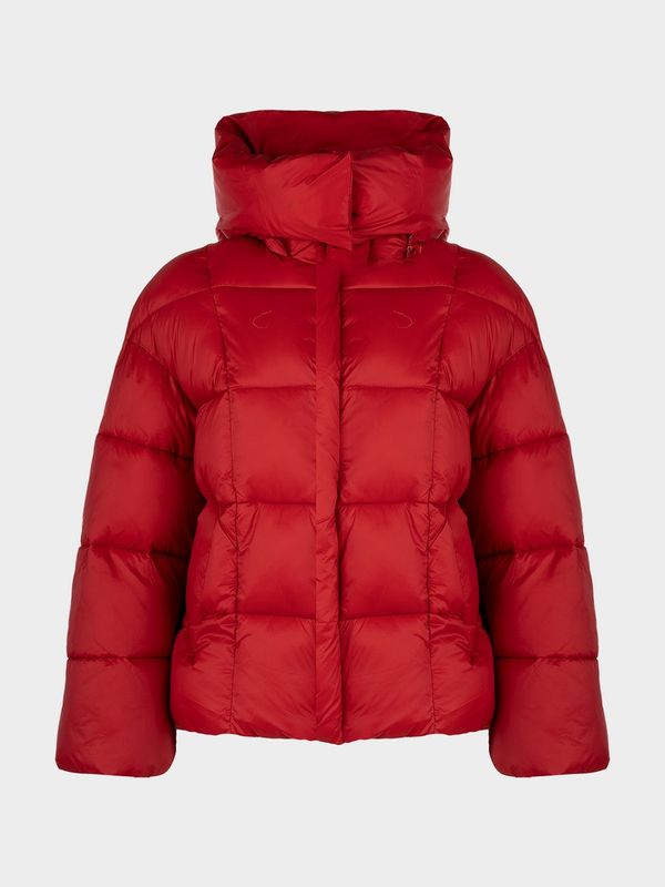 Стеганый пуховик с капюшоном