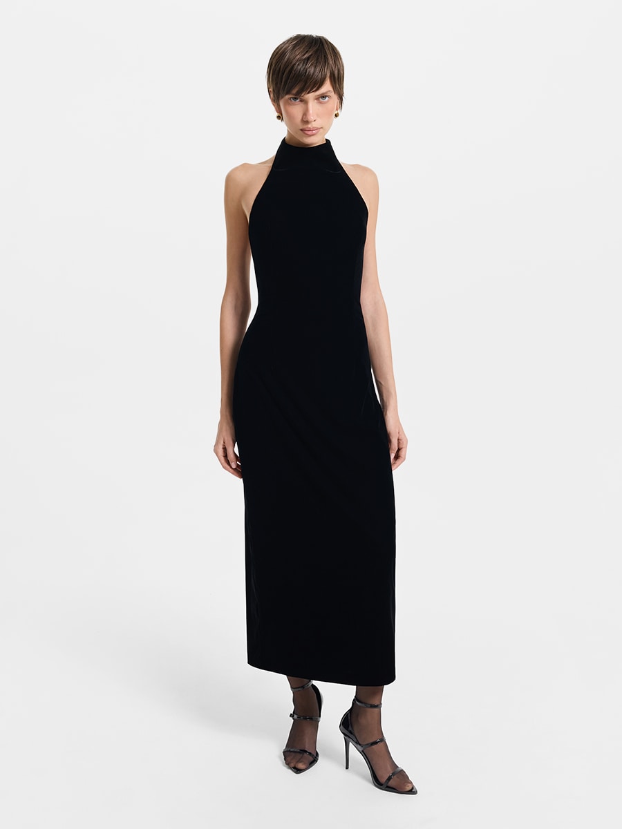 Бархатное платье-халтер с открытой спиной