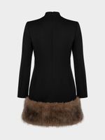 Платье с меховой опушкой