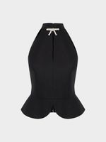 Топ с брошью