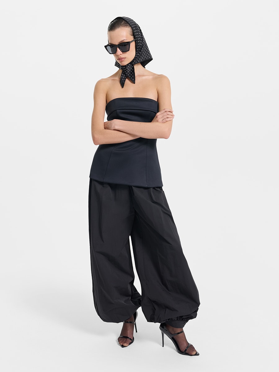 Сатиновый топ с баской