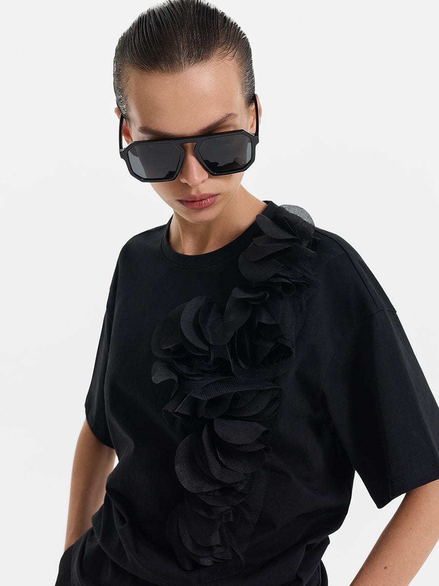 Футболка с объемным декором 5452112340-50